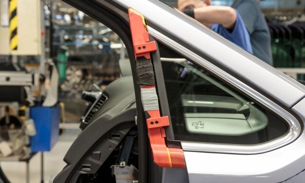 Volkswagen Autoeuropa: tối đa hóa hiệu quả sản xuất với công cụ, khuôn lắp và vật cố định được in 3D